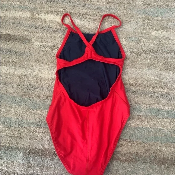 One piece lifeguard suit - Picture 2 of 3